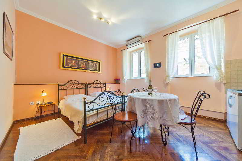 Hotel Amoret